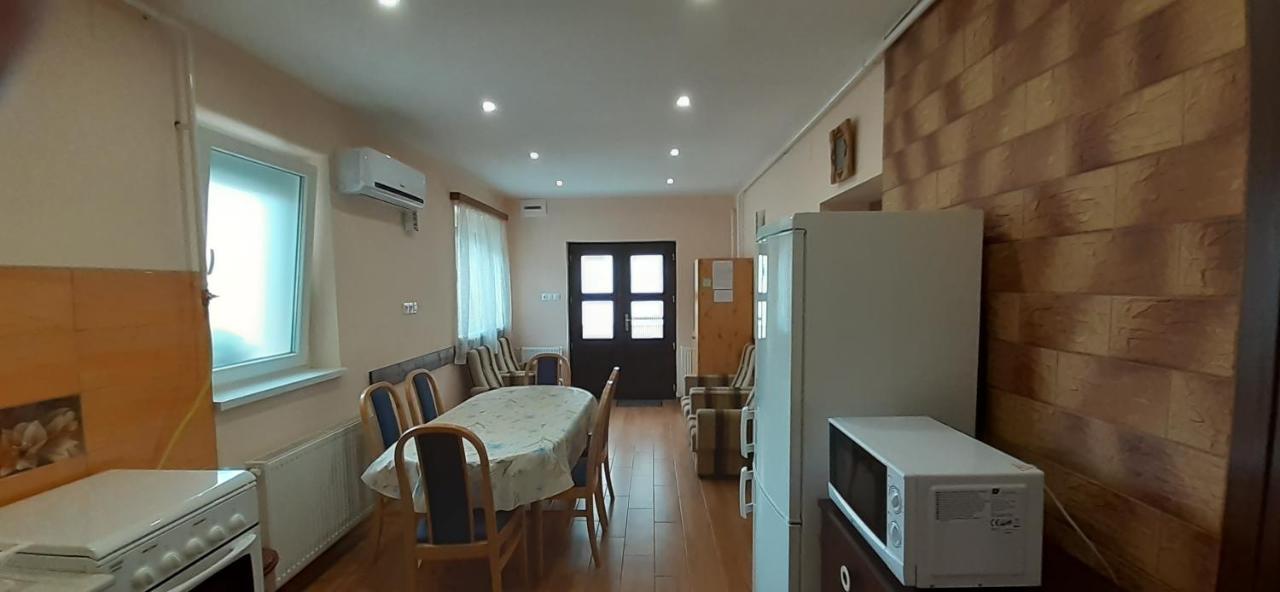 Rozika Apartman Ii. Hajdúszoboszló Екстериор снимка
